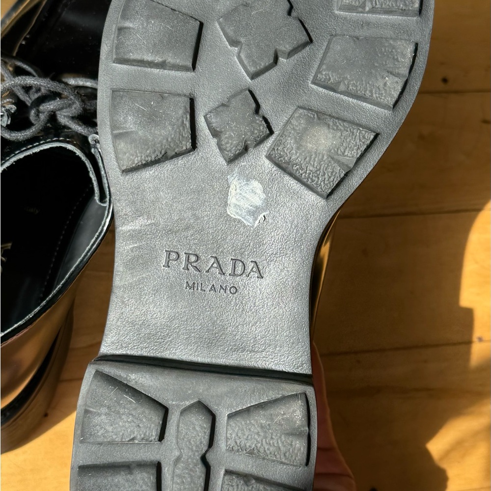 Prada  Diapason Opaque Oxford loafers sz 9 - Picture 5 of 8